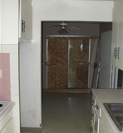 3rd image of 5536 Poplar Blvd