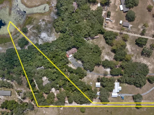9721 SE Highway 464c, Ocklawaha, FL 32179