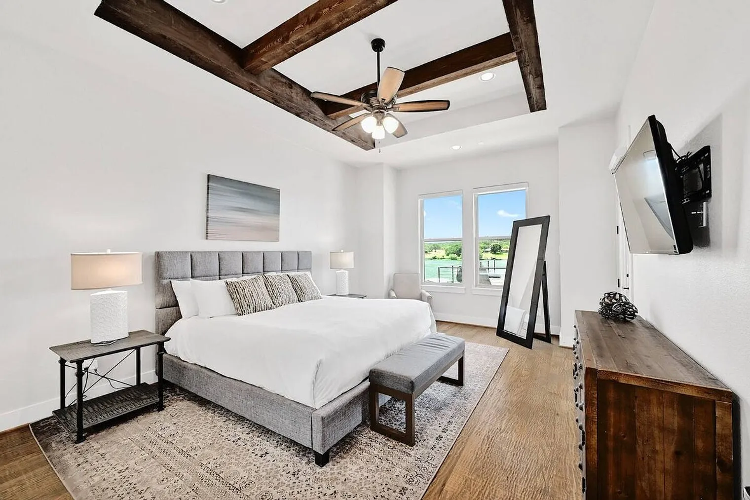 5 bed, 4.0 bath, $18,126 — Photo 4