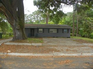 2126 Woodland Blvd, Leesburg, FL 34748