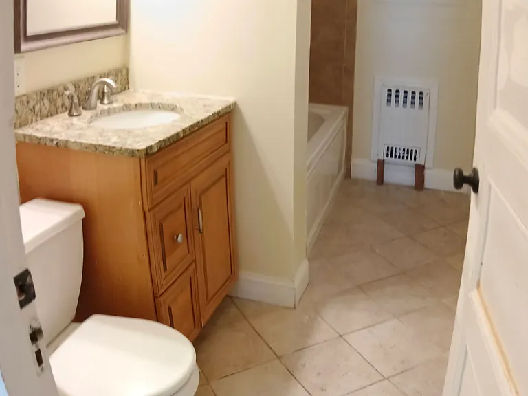 52 Crescent Ave #1 — Photo 11