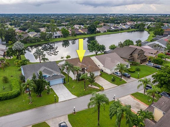 4th image of 17960 Castle Harbor Dr