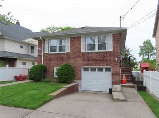 219-05 36th Ave, Bayside, NY 11361