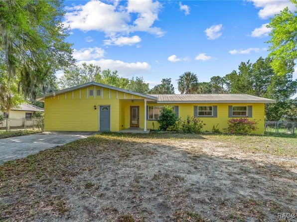 750 NE 12th Ter, Crystal River, FL 34428