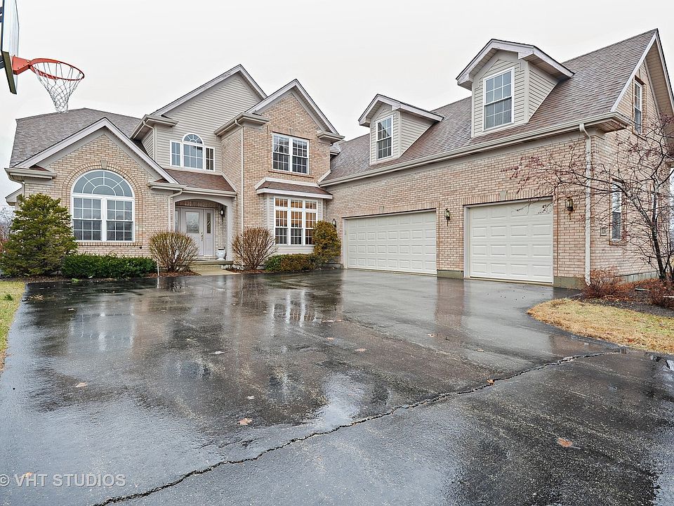 1st image of 316 Fossland Ave