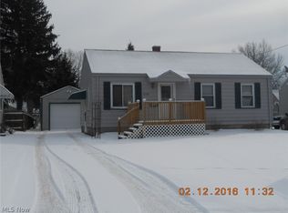 4047 Risher Rd, Youngstown, OH 44511