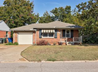 1521 Oxford Way, Village, OK 73120