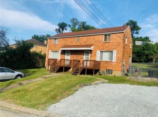 110-112 Emrose Dr, Pittsburgh, PA 15235