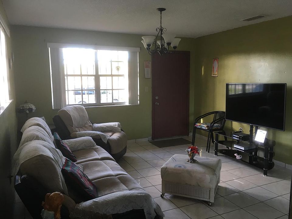 1st image of 2942 NW 12th St