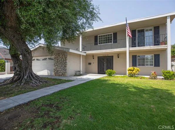 15915 Osborne St, North Hills, CA 91343