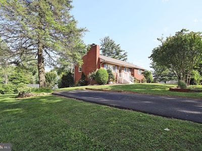 2337 Hill Pl, Falls Church, VA, 22043
