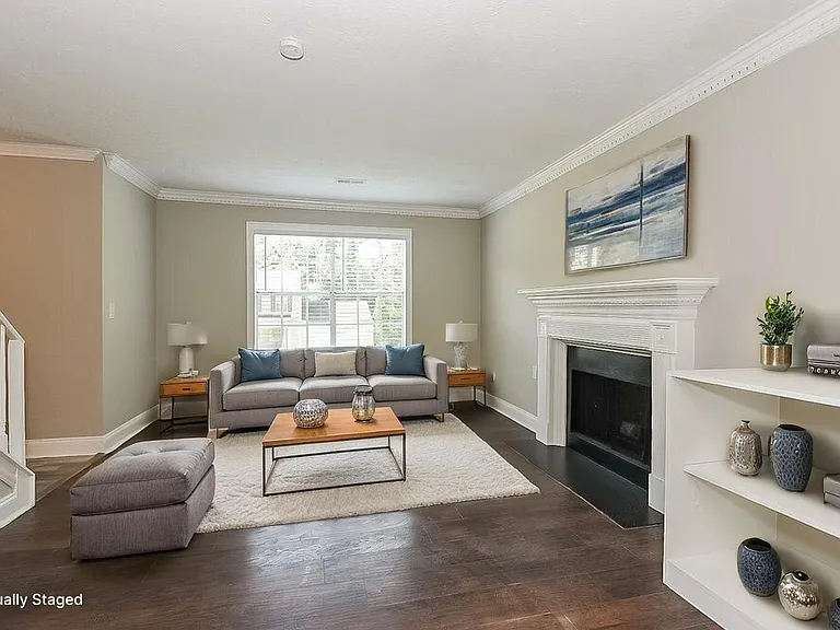 885 Trace Cir NE — Photo 5