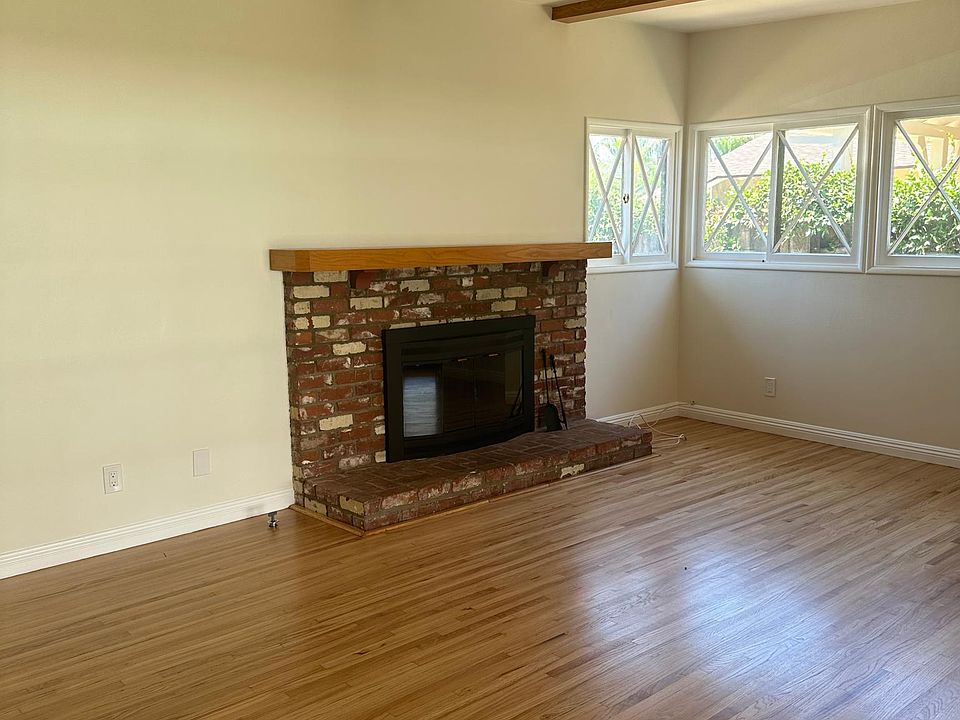 1st image of 300 N Westridge Ave