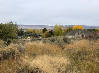 2917 Sierra Blvd, Malaga, WA 98828