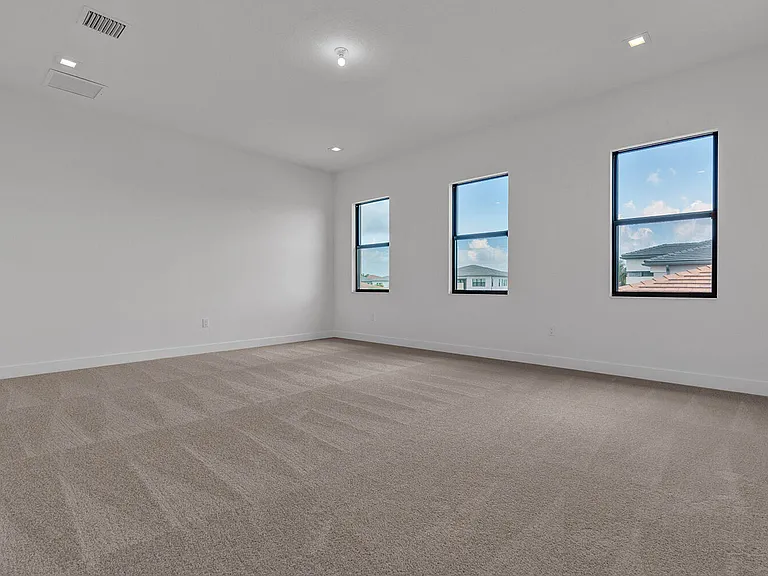 9523 Riverside Park Dr — Photo 33