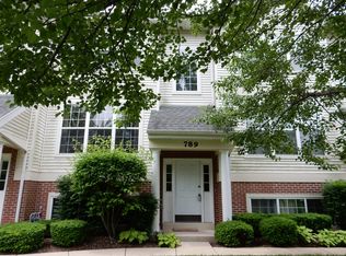 789 Pheasant Trl, Saint Charles, IL 60174