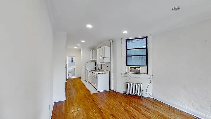 Rented by Brown Harris Stevens | media 7