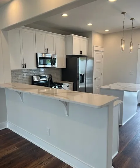 7102 Westside Cir — Photo 2
