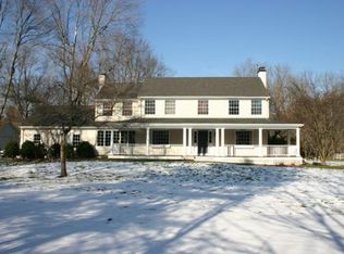 180 Homestead Ln, Fairfield, CT 06824