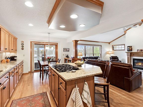 5th image of 9777 Wedgewood Cir