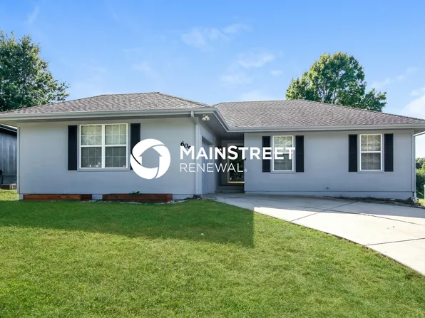 605 Birch St, Peculiar, MO 64078