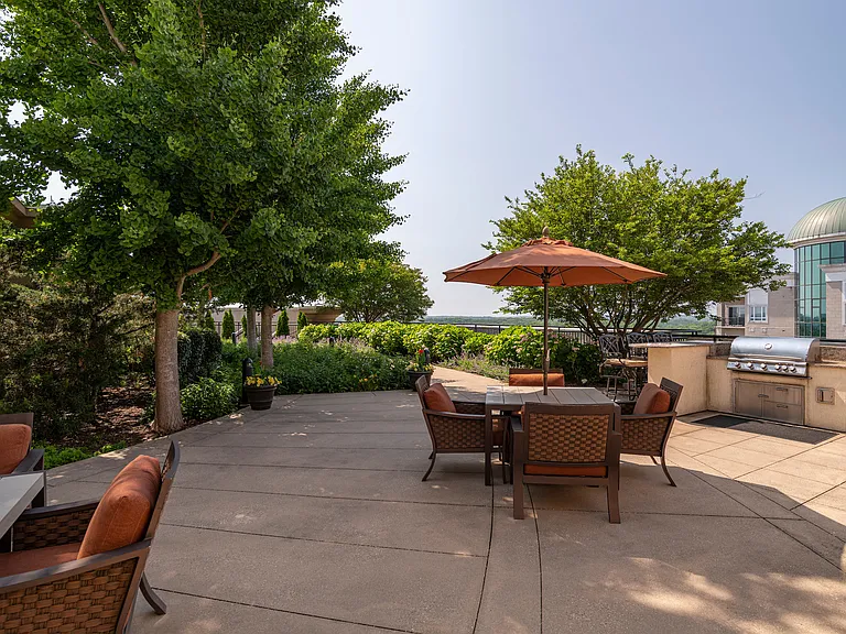 Mariner Bay at Annapolis Town Center — Photo 3