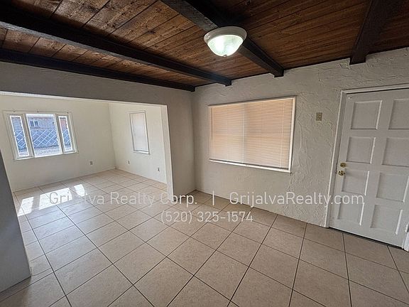 4th image of 2020 N Madelyn Ave #2020