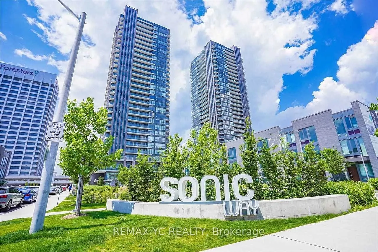Sonic Condos — Photo 1