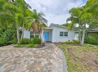631 42nd Ave N, Saint Petersburg, FL 33703