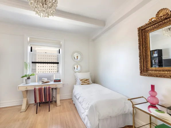 65 East 96th Street image 10 of 12