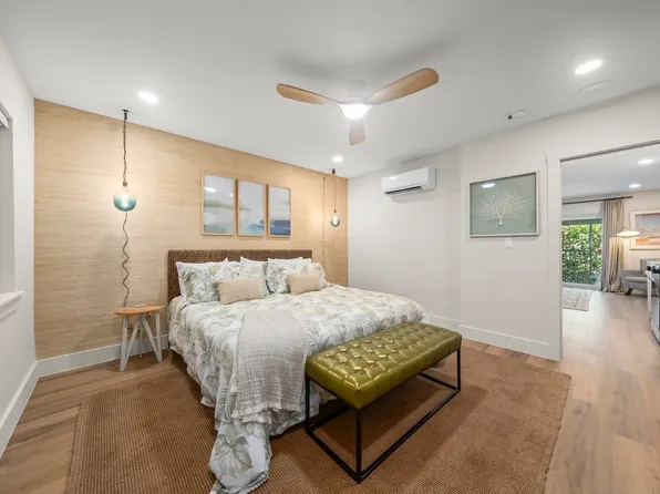 409 E Gulf Dr APT 17, Sanibel, FL 33957