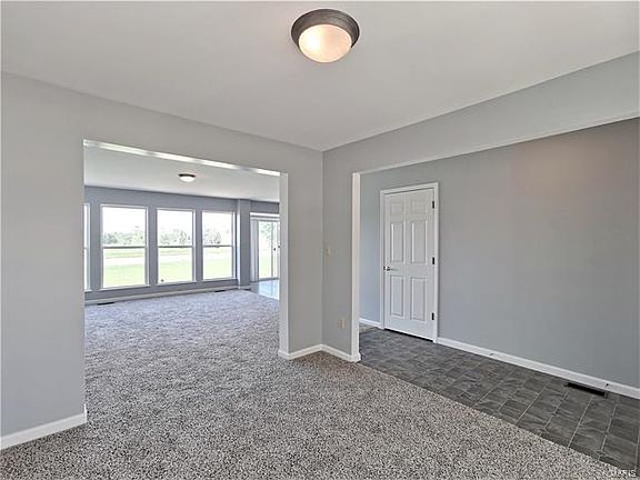 5th image of 9431 Wilson Bridge Dr