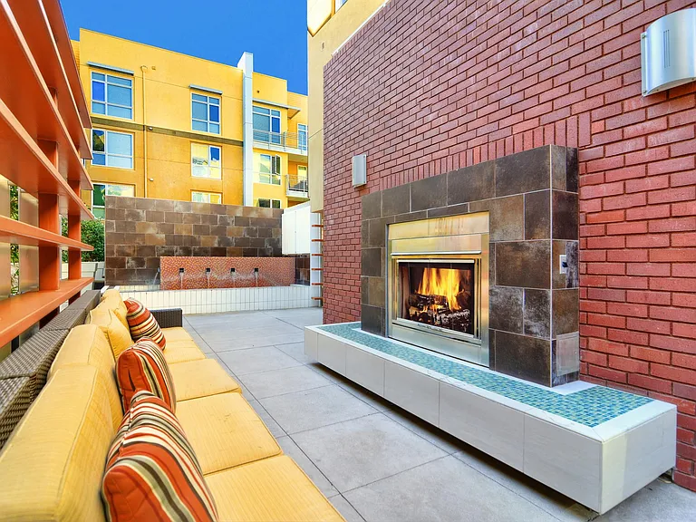 21301 Erwin St #231 — Photo 15