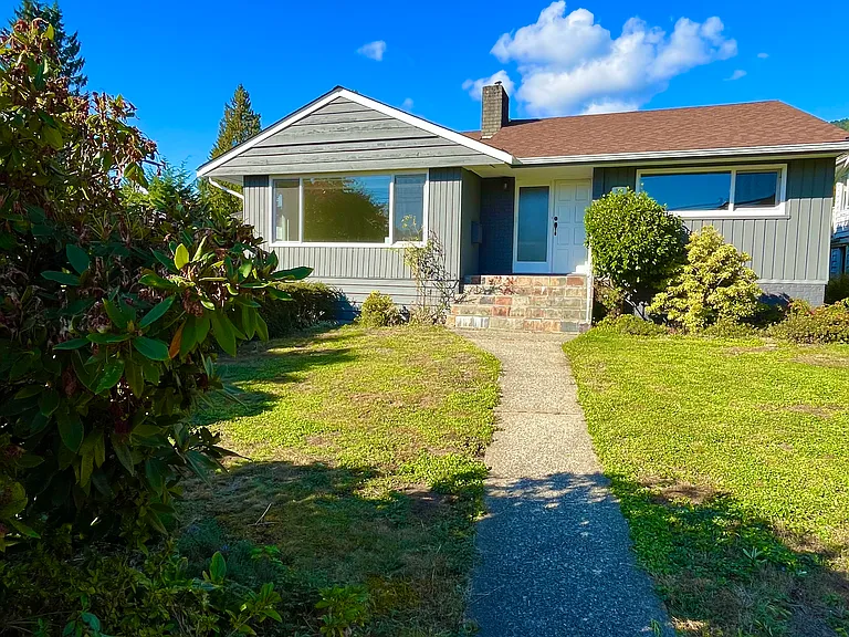 268 Osborne Rd W #1 — Photo 13