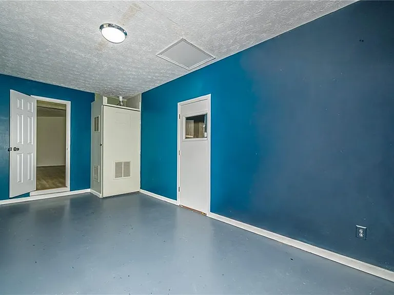 2100 Whitebluff Way NE — Photo 34