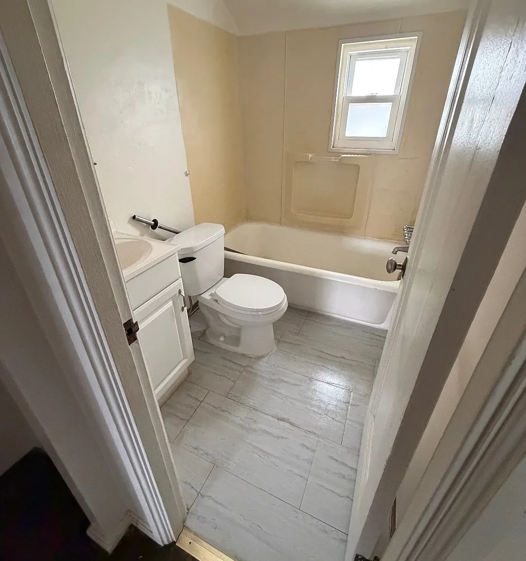 2 bed, 800 sqft, $975 — Photo 3