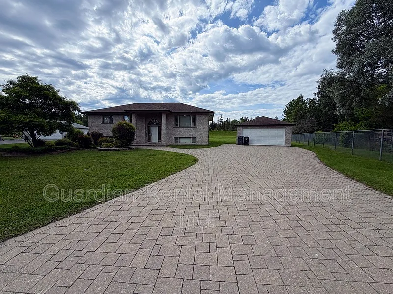 Mount Forest Estates — Photo 2