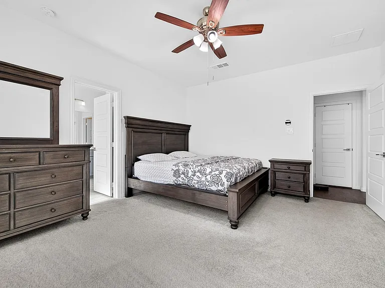 4000 Nightingale St — Photo 17
