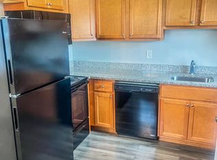 8717 Watson Rd #14, Saint Louis, MO 63119