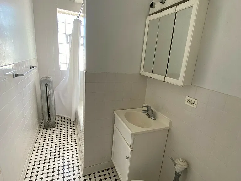 830 Reba Pl #3S — Photo 13