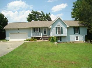 1716 Glenway Rd, Clover, SC 29710