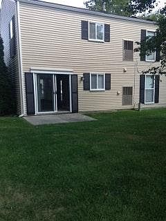 3rd image of 1754 Orchard Dr