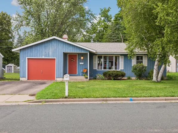 711 Saint Croix St N, Hudson, WI 54016