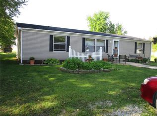 621 E Water St, Linden, IN 47955