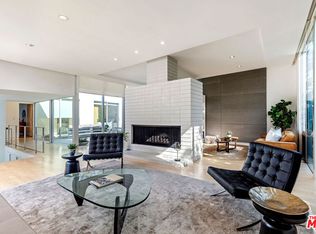 396 N Kenter Ave, Los Angeles, CA 90049