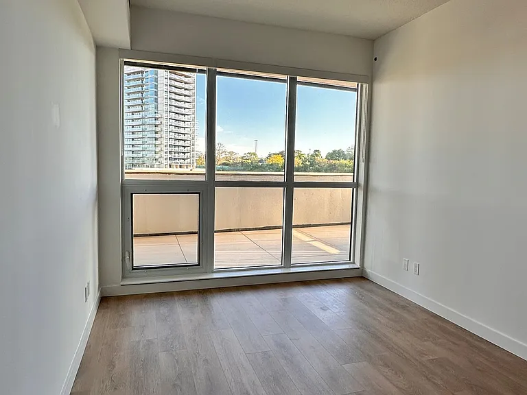 18 Esther Shiner Blvd #616 — Photo 35