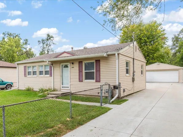 1220 Westside Dr, Council Bluffs, IA 51501