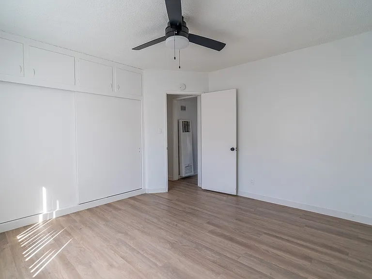 790 Coronado Ave — Photo 9