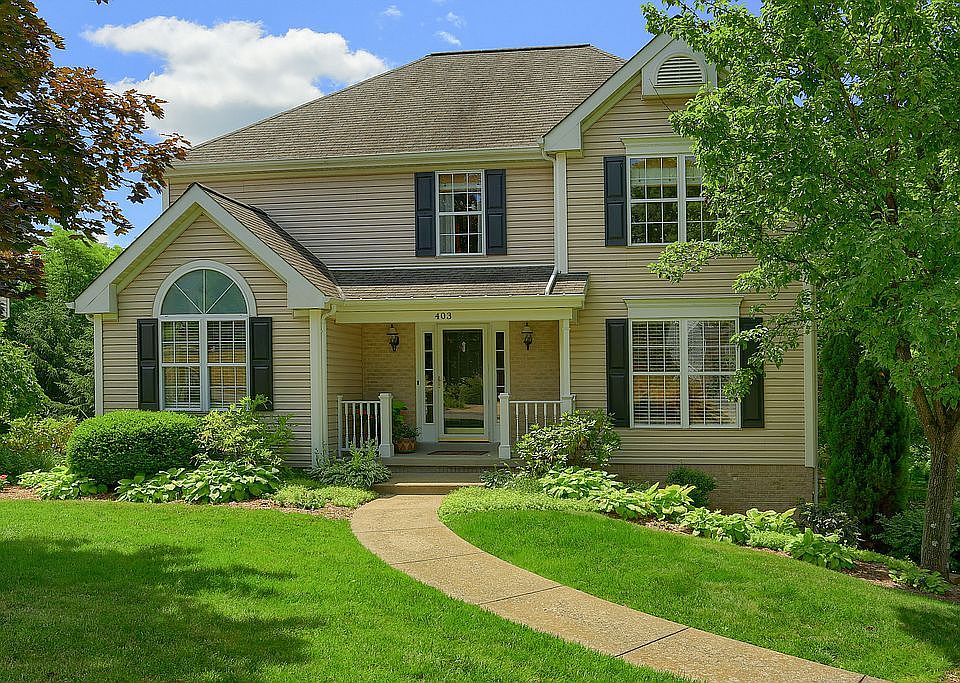 1st image of 403 Barrett Ct
