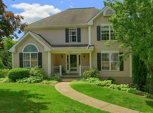 403 Barrett Ct, Cranberry Township, PA 16066